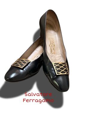 SALVATORE FERRAEGAMO
 Black Leather Pump with Gold Accent